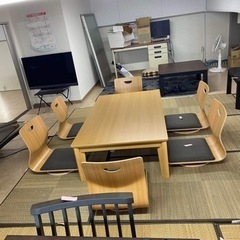 ダイニングテーブル