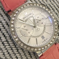 Swarovski ストーン装飾 アナログ腕時計の画像