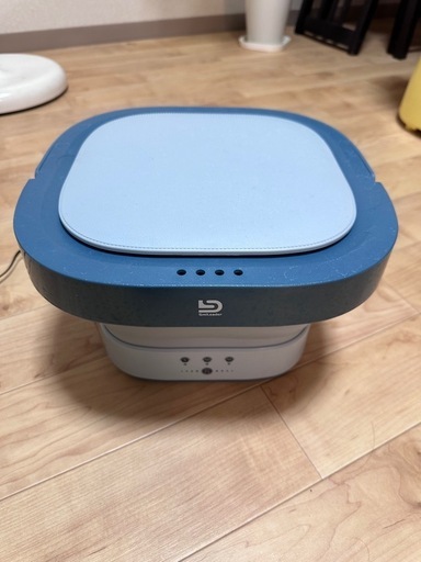コンパクト折り畳み洗濯機