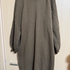 moussyのセーター