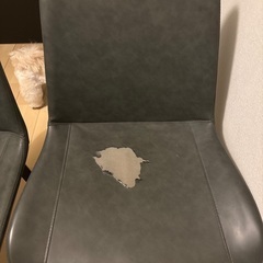 グレーの椅子4脚です。の画像