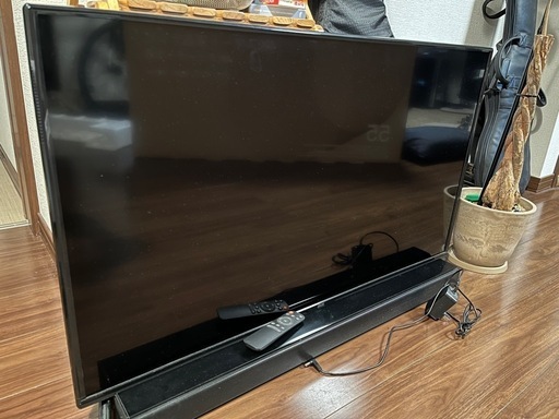 40V型　液晶テレビ　サウンドバー付き