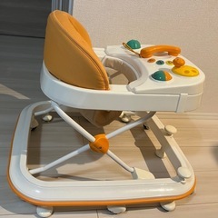 ベビー歩行器  コンビ Combi よちよちキーパー オレンジの画像