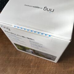 動画はサーバに残る!センサーライト付き防犯カメラ・Ring Spotlight Cam Plus Battery未開封品の画像