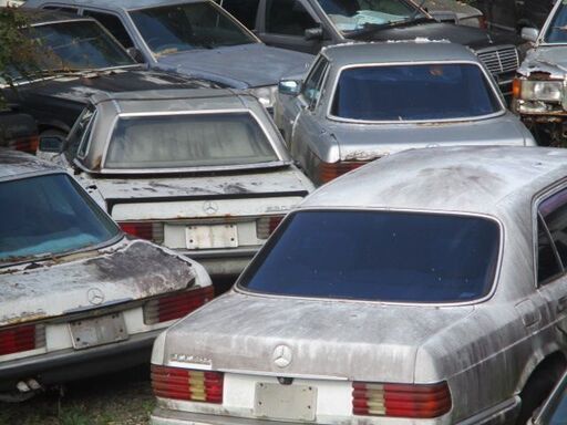 Mベンツ107シリーズリサイクル部品取り車両及び各種部品