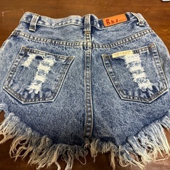 ショートパンツの画像