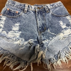 ショートパンツ