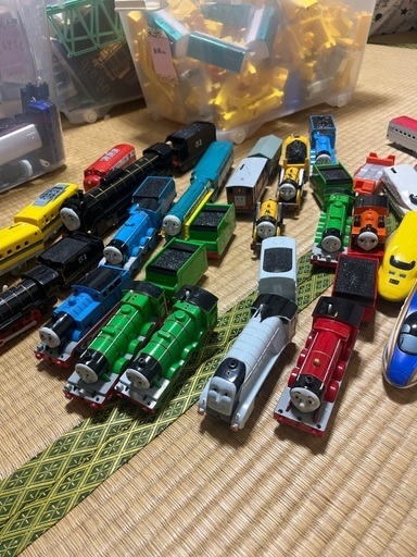 ★プラレール　大量　レール　橋　橋脚　駅　トーマスシリーズ　新幹線、電車、貨物シリーズなどなど★