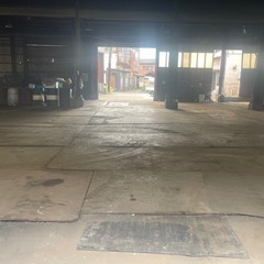 値段対面相談!現場確認可能！！長岡市鉄工町賃貸倉庫、工場·物置！分割賃貸可能。 - 不動産