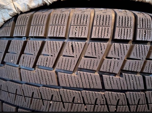 【決まりました‼️】冬用タイヤ215/50R17 ?４本①