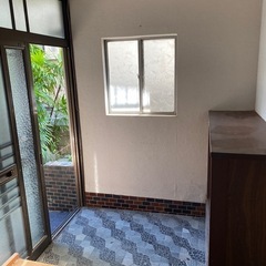 【初期費用10万円以下で温泉付きの一軒家がなんと入居可能】亀川中央戸建　亀川駅徒歩5分　別府駅までバスで一本　4DK ペット可　外国人　法人　御家族　お友達同士　生活保護可能 - 賃貸（マンション/一戸建て）