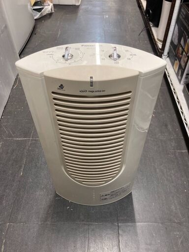 ☆中古￥2,300！Panasonic　電気ファンヒーター　家電　DS-F1203型　【BL068】