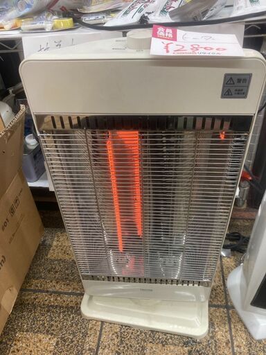 ☆中古￥2,800！TEKNOS　カーボンヒーター　家電　CHM-4531(W)型　2015年製　【BL069】