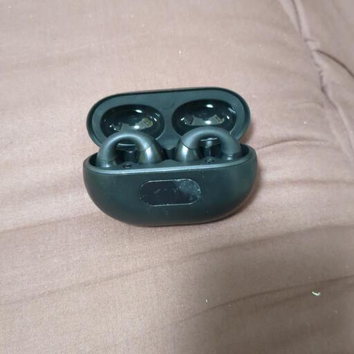 イヤホン