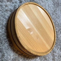 【再掲】すし桶(内径≒33.5cm、深さ≒7cm) フタ付きの画像