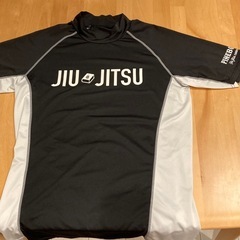 ラッシュガード　3着の画像