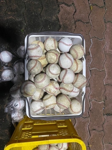 硬式野球ボール