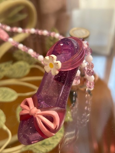 ネックレス・ペンダント　ラプンツェル 点灯型　ディズニー TDL おみやげ