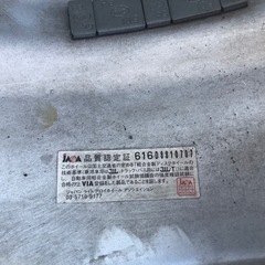 スタッドレスタイヤ4本アルミ付き　商談中の画像
