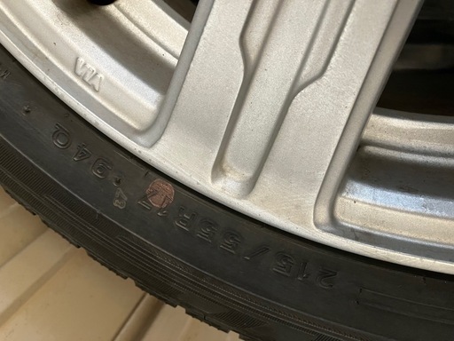 スタッドレスタイヤ