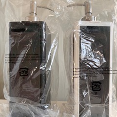【新品未使用品】ディスペンサー　詰め替えボトル　マグネット　新品未使用の画像