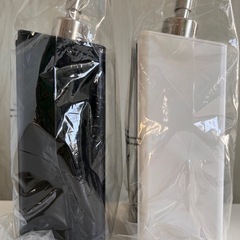 【新品未使用品】ディスペンサー　詰め替えボトル　マグネット　新品未使用の画像