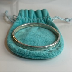 Tiffany & Co. シルバーバングルの画像