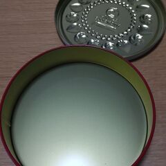 サブレミシェル　空き缶の画像
