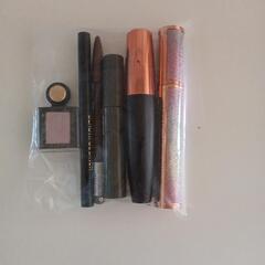 お引取り先が決まりましたほぼ未使用◆アイメイクセット◆サンプル付き