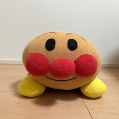 【受け渡し先決定】アンパンマン抱き枕　ぬいぐるみの画像