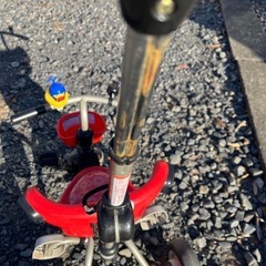 子供用三輪車の画像