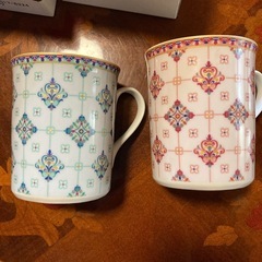 新品未使用品　鳴海製陶　マグカップ　ペアの画像