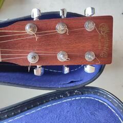 マーチン　DXM  アコースティックギター　ハードケース付きの画像