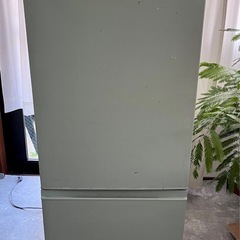 184L冷蔵庫譲ります。ペールグリーンカラーに自家塗装