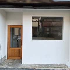 [搬入]台下冷蔵庫1台の搬入