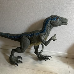 恐竜　ジュラシックワールド ブルー 