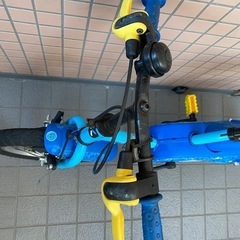 幼児用自転車の画像
