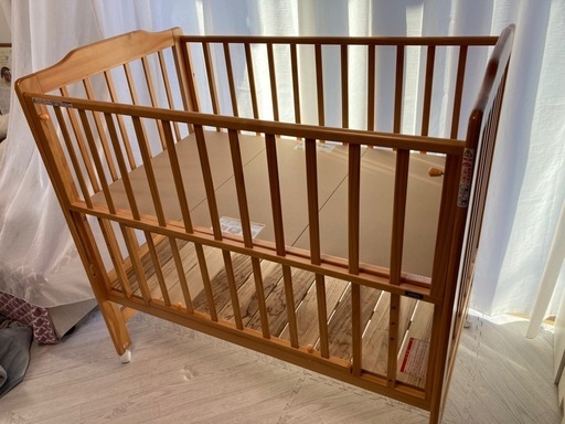 ベビーベッド  カトージ　70×120