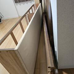 引出し付セミダブルベットの画像