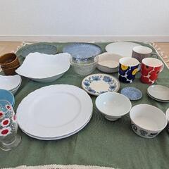 ※お譲り先決定※【無料】食器セットの画像