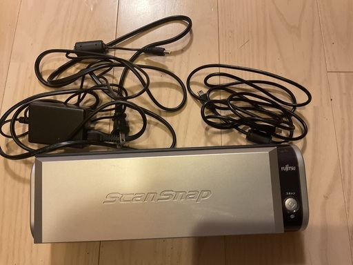 ポータブルスキャナー　SCANSNAP S300