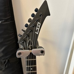 ESP LTD Viper ブラック エレキギター メタリカモデルの画像