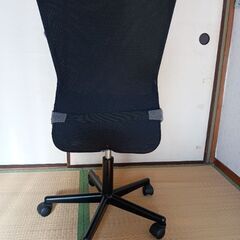 オフィスチェアの画像