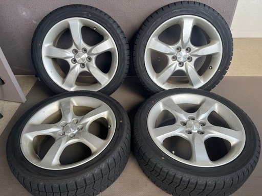 iceGUARD7 iG70 215/45R17 （ワンシーズンのみ使用）