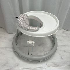 ベビー 歩行器