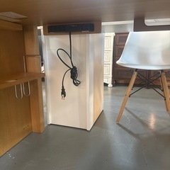 カリモク　学習机の画像