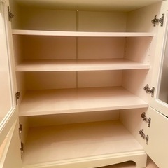 【美品】ディスプレイ　キャビネット　白　オフホワイト　ガラス　ホームサロン　 の画像