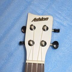 中古ウクレレ　Ashton / UKE100 (ソフトケース付)の画像