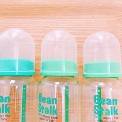 ②ビーンスターク ガラス製哺乳瓶セットの画像