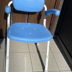 介護用品　　シャワーベンチ　青